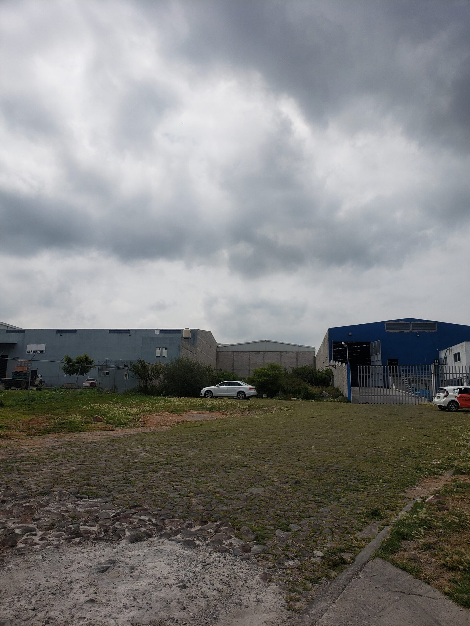 VENTA DE BODEGA EN SAN JUAN DEL RIO EN PARQUE INDUSTRIAL