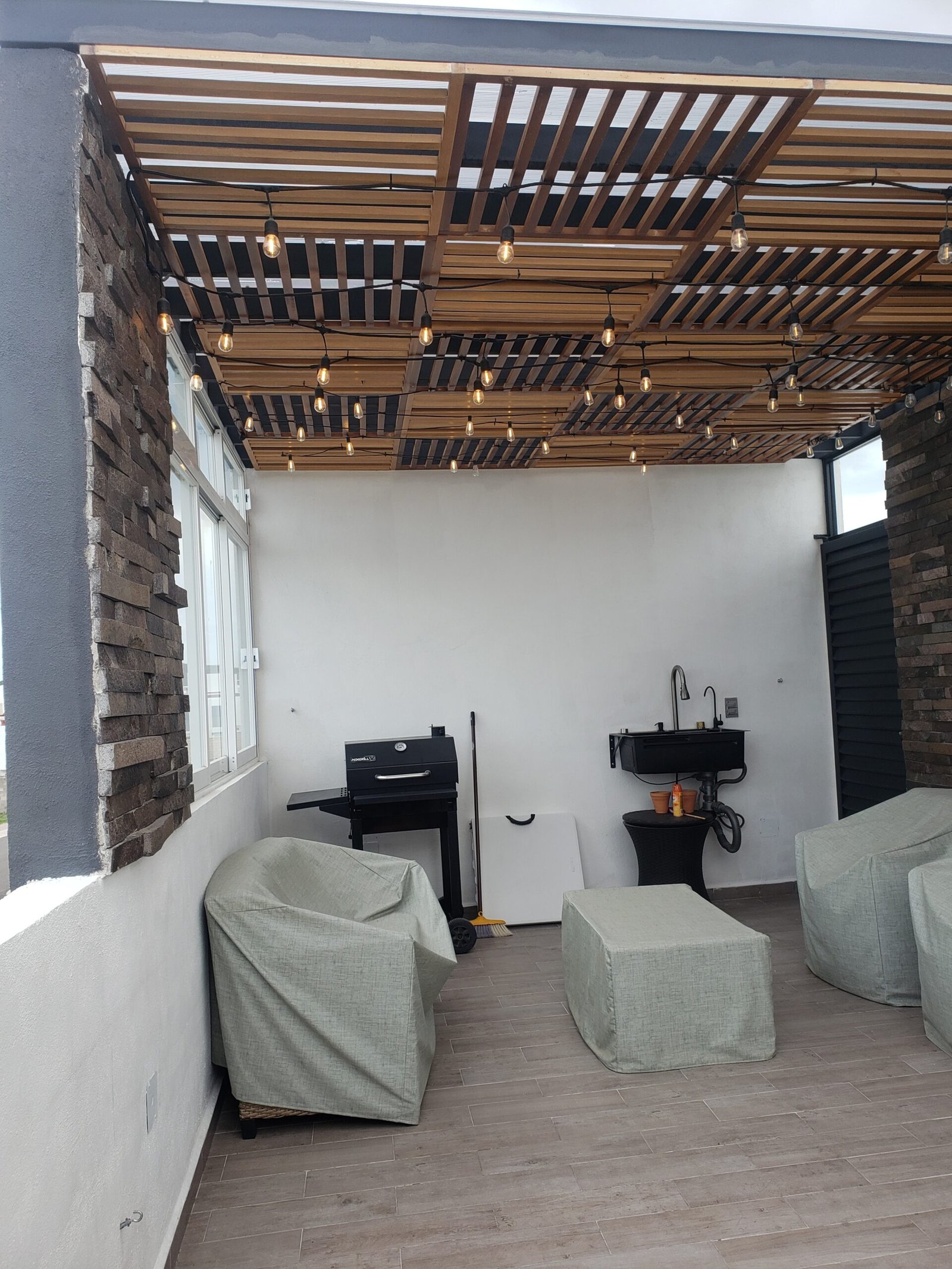 CASA EN VENTA EN JURIQUILLA SAN ISIDRO CON ROOF GARDEN - Image 17