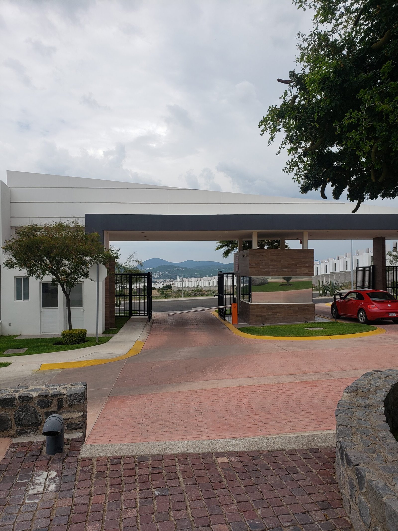 CASA EN VENTA EN JURIQUILLA SAN ISIDRO CON ROOF GARDEN - Image 31