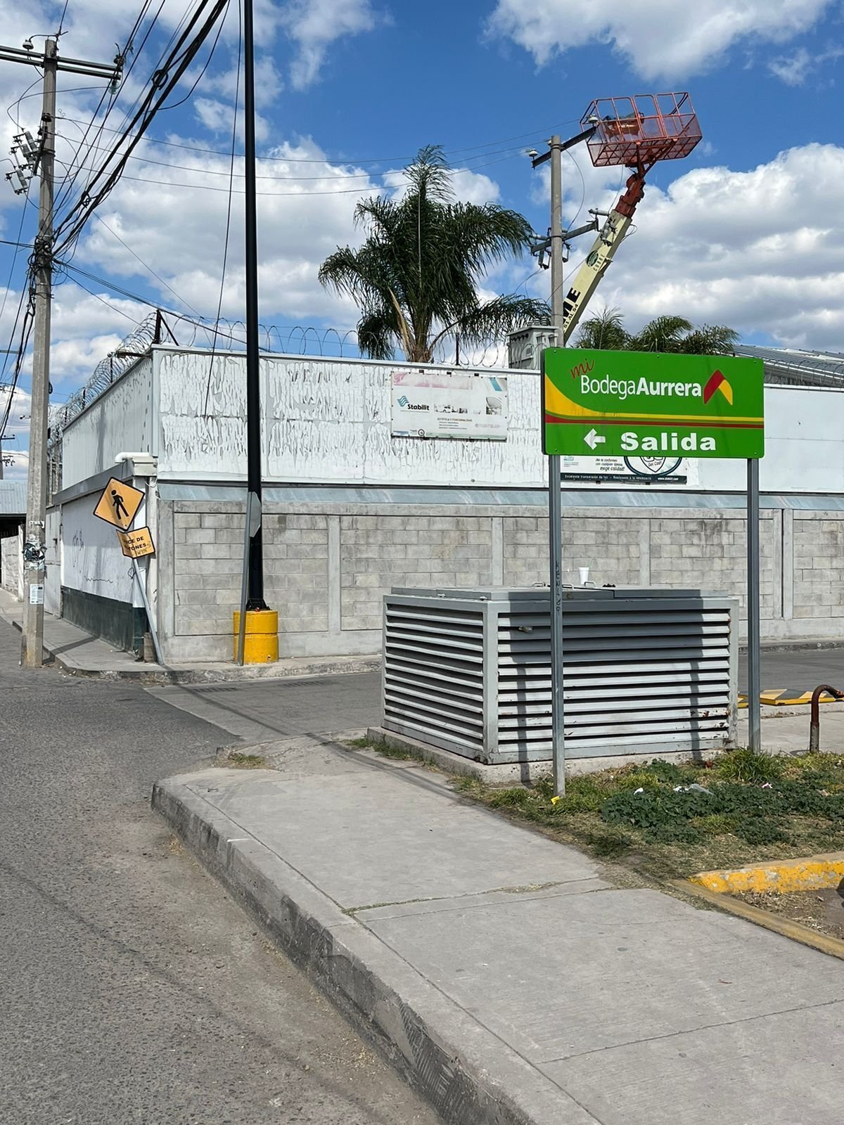 VENTA DE BODEGA COMERCIAL EN SANTA ROSA JAUREGUI - Image 6