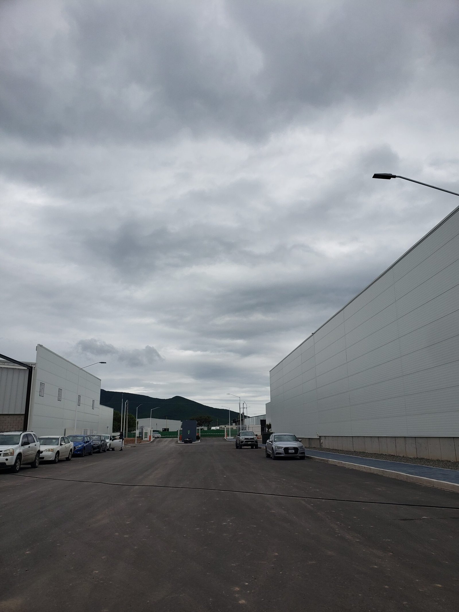 VENTA DE NAVE INDUSTRIAL A MINUTOS DEL AEROPUERTO DE QUERETARO - Image 11