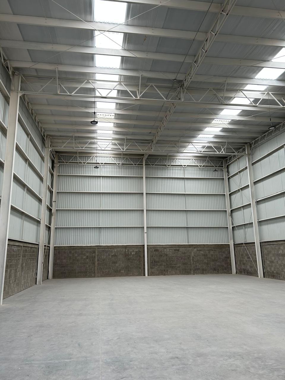 VENTA DE BODEGAS ZONA NORTE (SLP) FRENTE AL PIQ